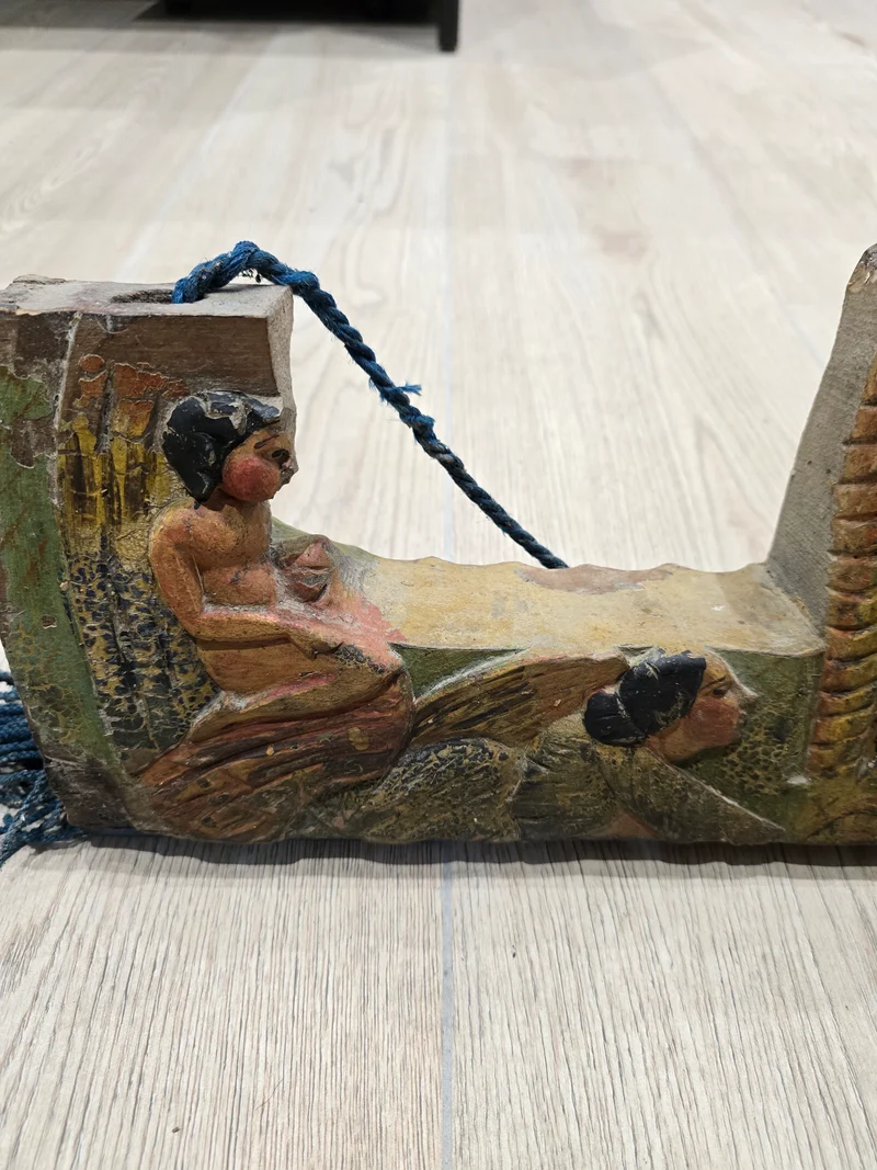 Joue de bœuf sculpté ancienne