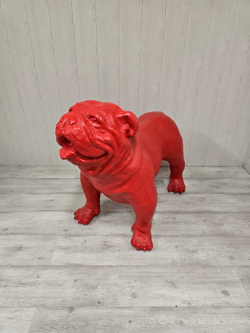 Bull dog résine rouge