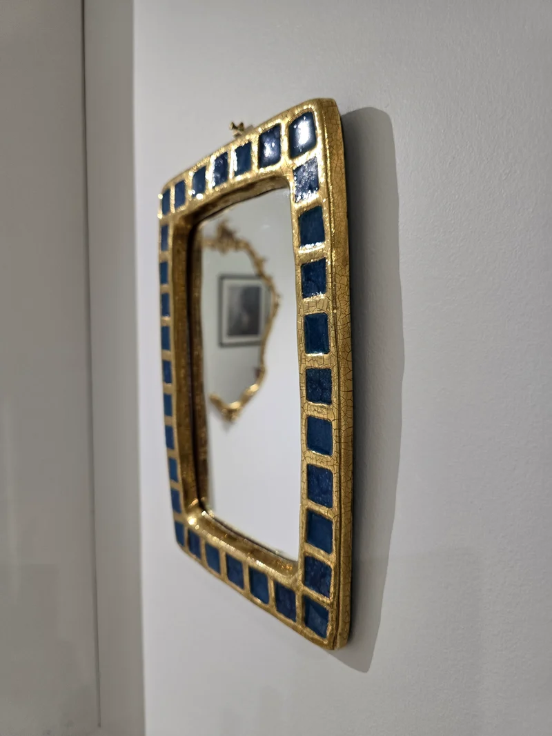 Miroir Mithé Espelt . Or craquelé verre fusion