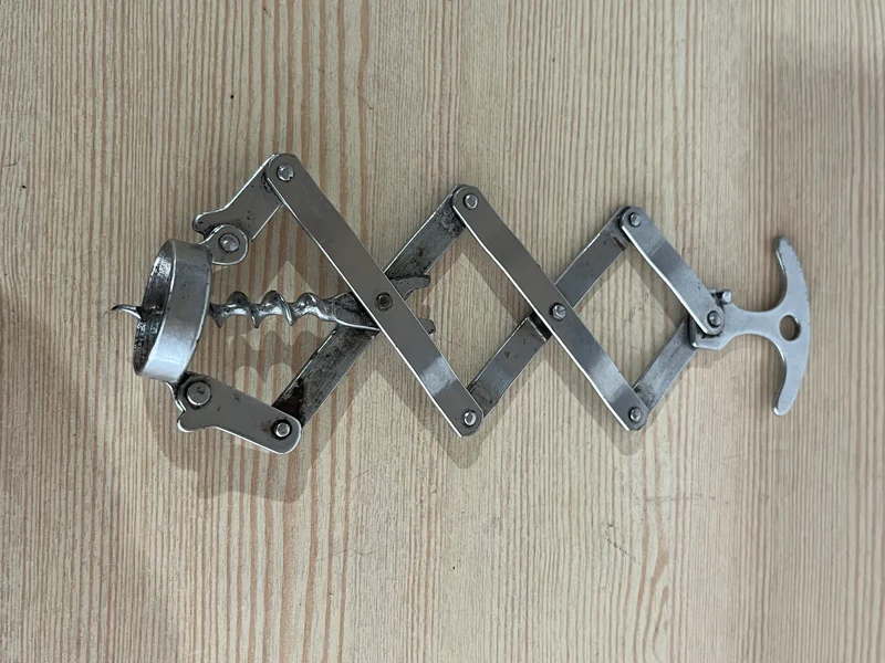 Tire bouchon zigzag
