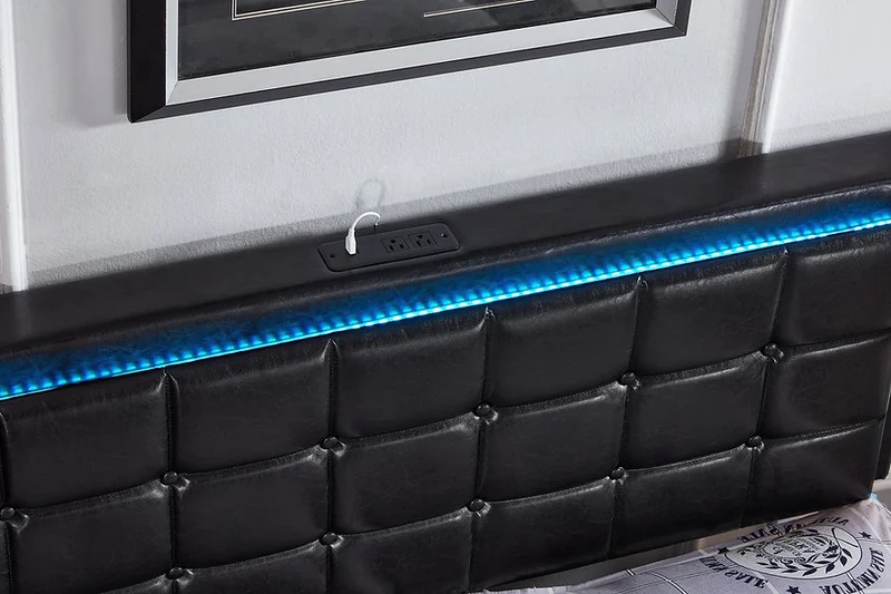 Contemporary Soft IF-5400 Bed (Black & White)