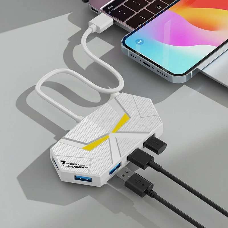 Hub USB 7 Ports 3.0 au Design Hexagonal Futuriste – Éclairage LED RGB & Alimentation Type-C