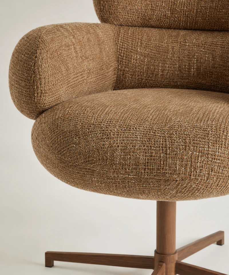 Sillón Giratorio Tapizado Theo