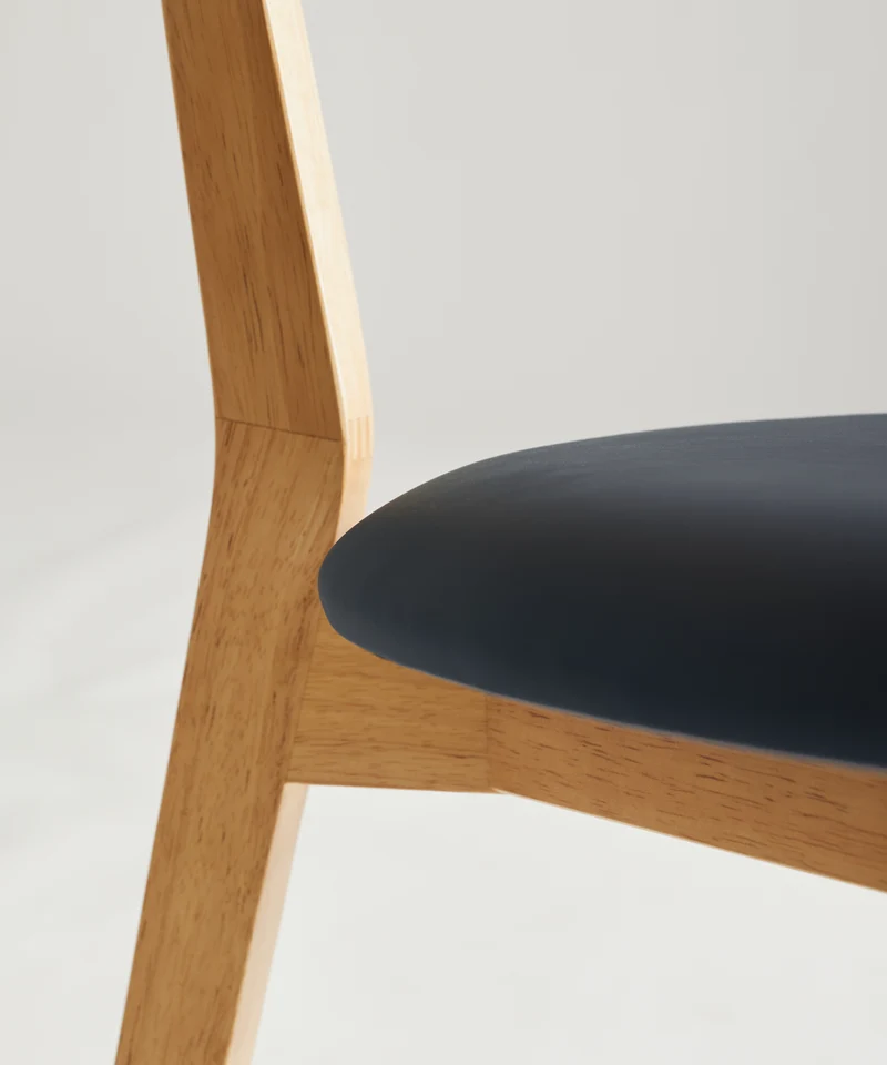 Silla de Comedor de Madera Maciza y Tapizada Aria
