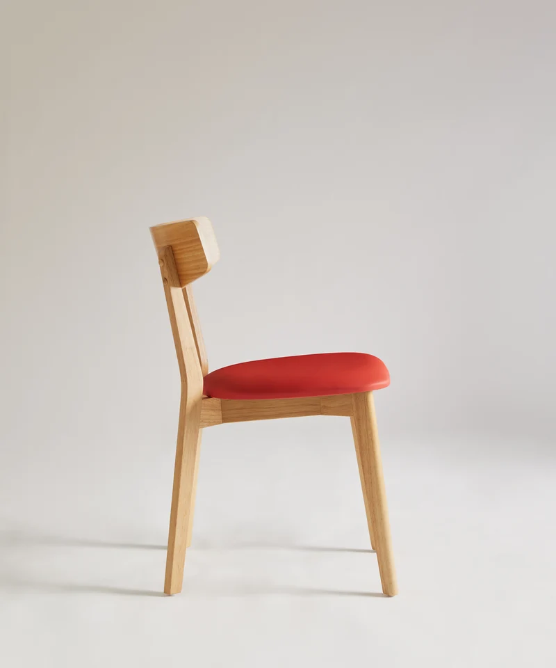 Silla de Comedor de Madera Maciza y Tapizada Aria