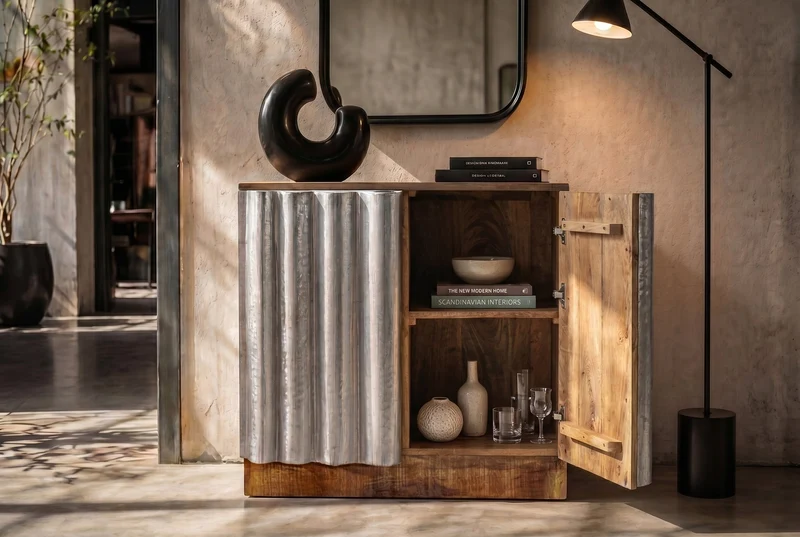 Buffet compact ZALVERO 80cm en bois de manguier argent naturel avec façade en métal-aluminium