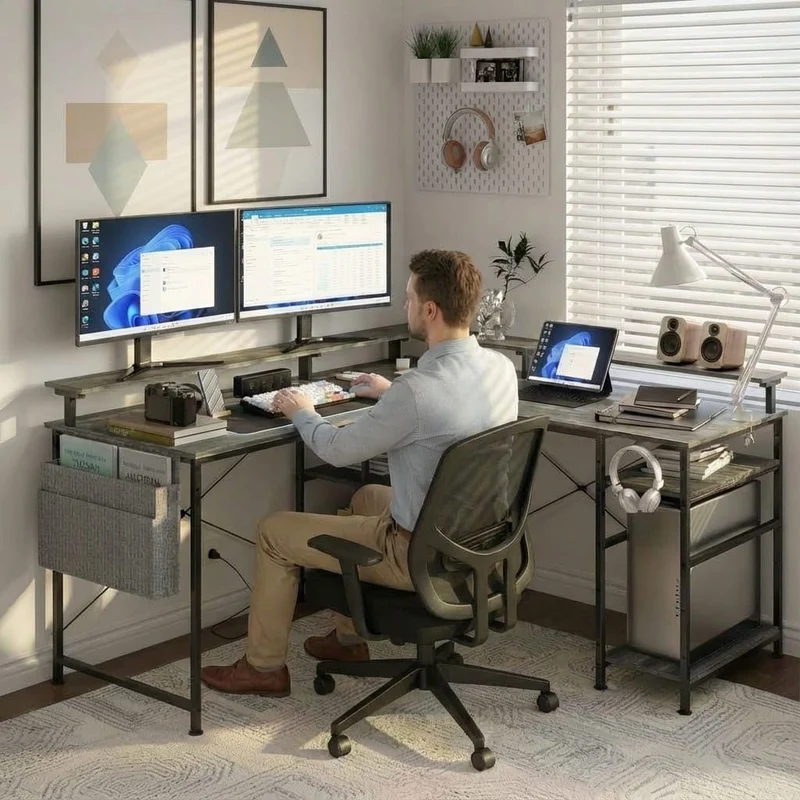 Bureau d'Angle Modulable avec LED RGB et Multiprise Intégrée - Configuration Gaming et Télétravail