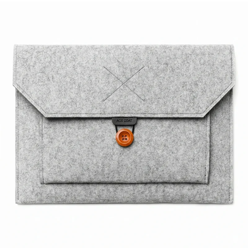 Pochette ordinateur en feutre Ace Coat - Confort Biomécanique & Profil Ultra-Fin