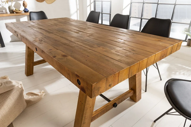 Table à manger solide FINCA 200 cm vintage marron en pin recyclé design industriel