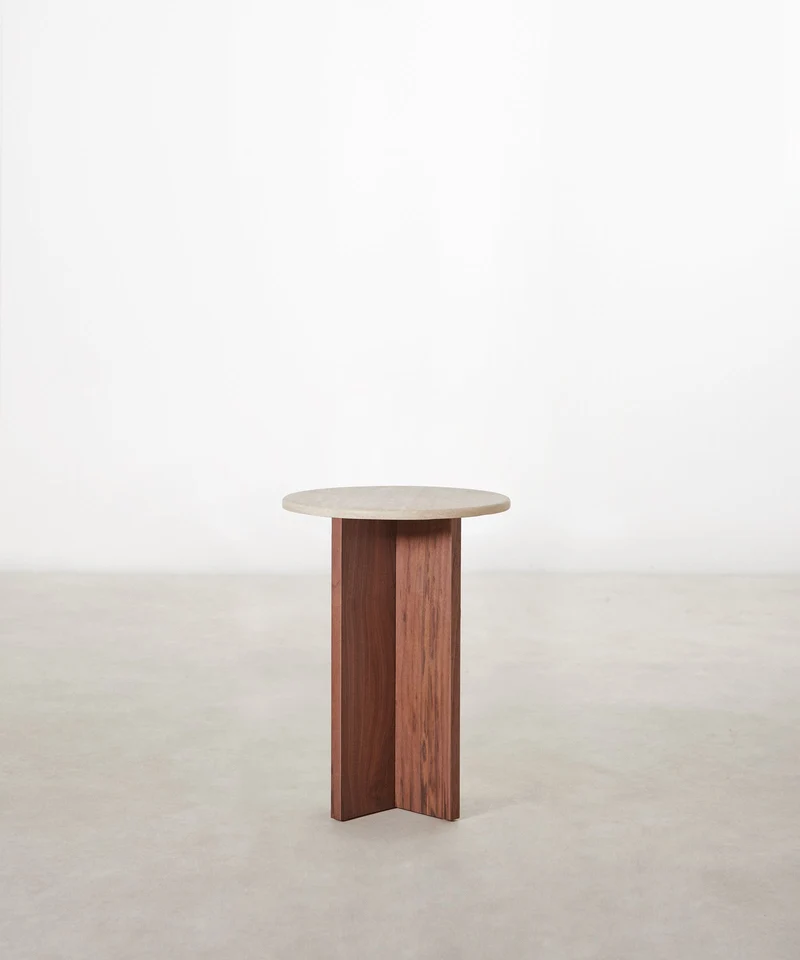 Mesa Auxiliar en Madera y Travertino Tapia (55x40)