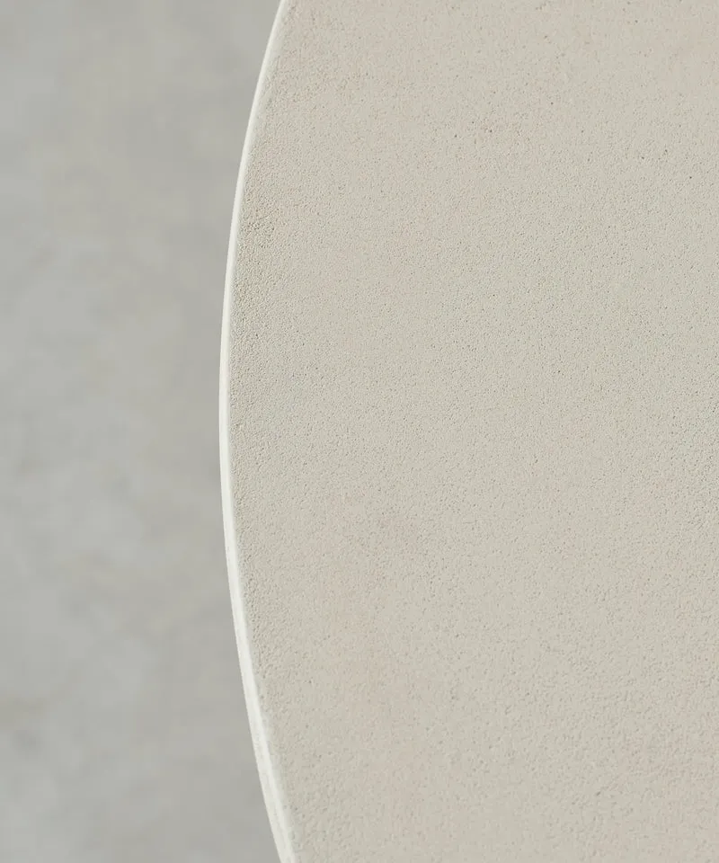 Mesa de Comedor Ovalada en Microcemento Juno