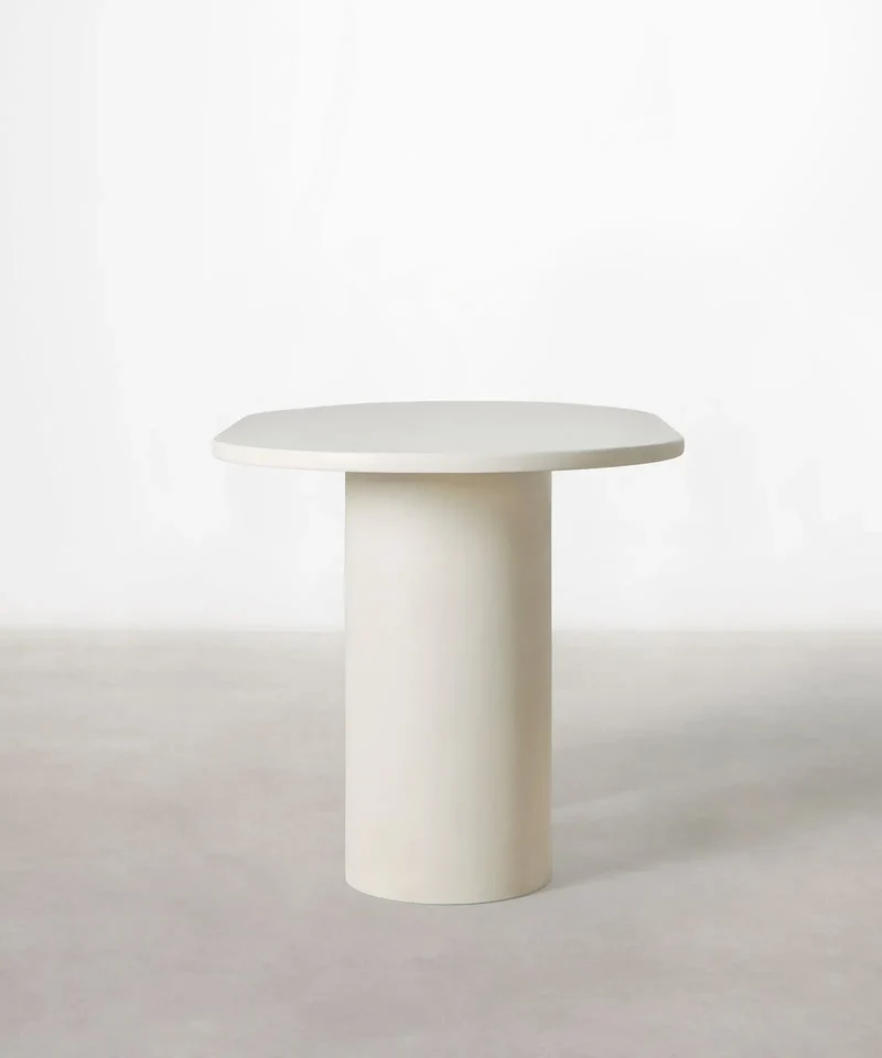 Mesa de Comedor Ovalada en Microcemento Juno