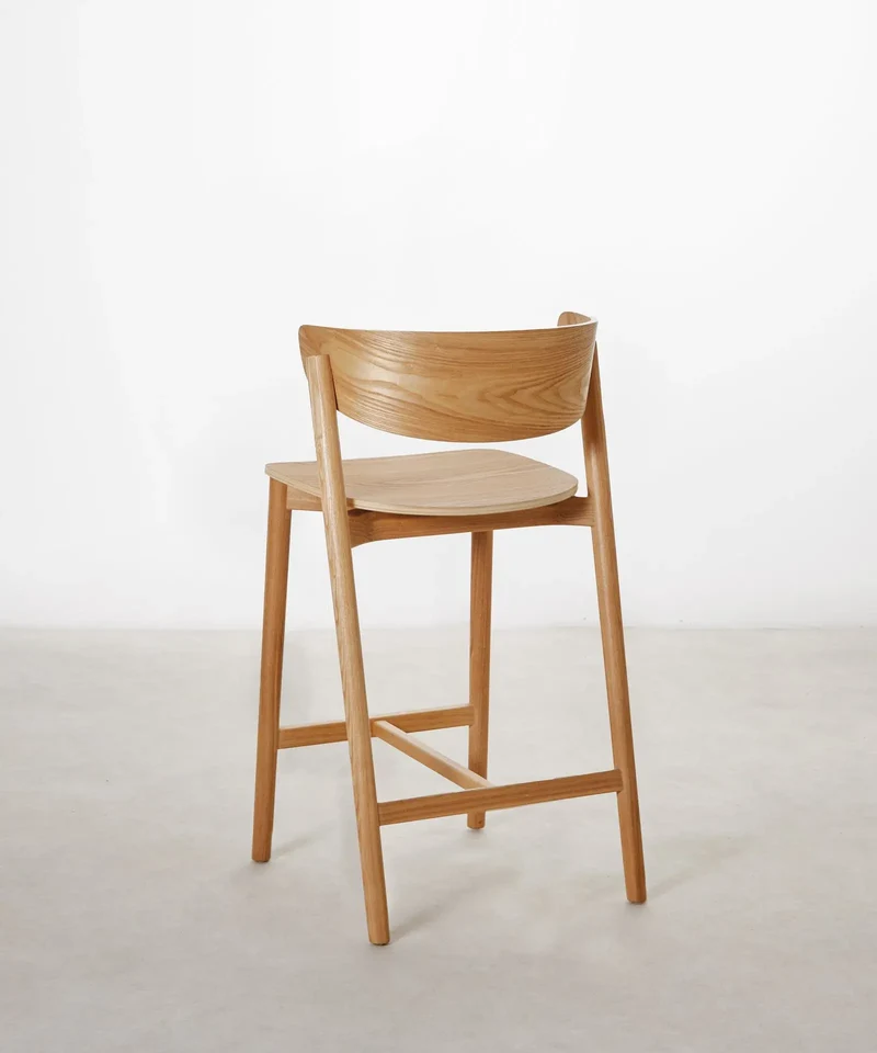 Taburete de madera Skog