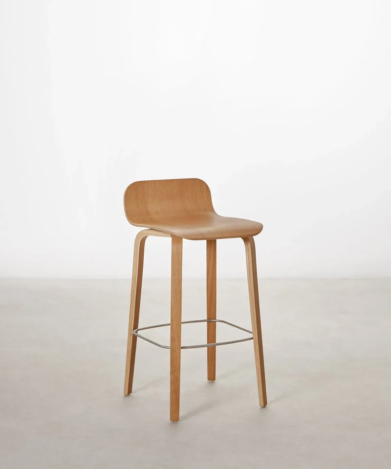 Taburete de madera Eira