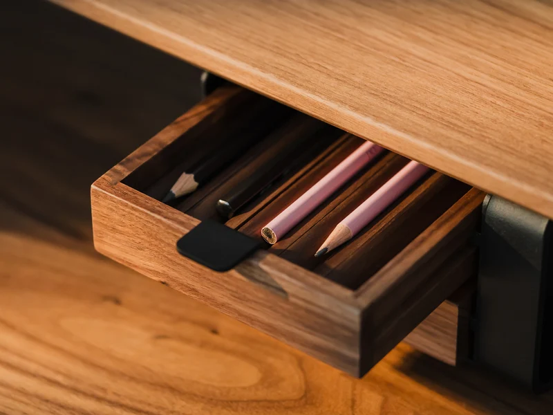 Pen Holder