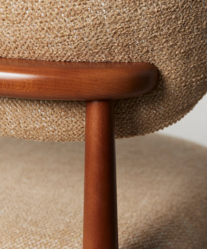 Silla de Comedor en Madera y Tapizada Dean