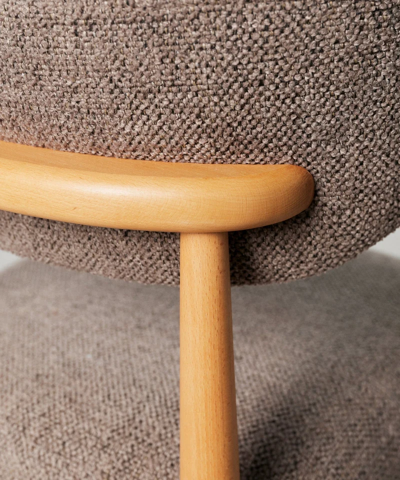 Silla de Comedor en Madera y Tapizada Dean