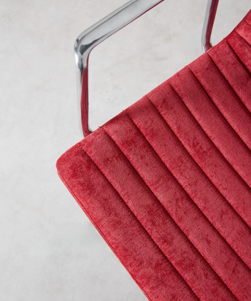 Silla de Escritorio Tapizada y Ajustable Jamie