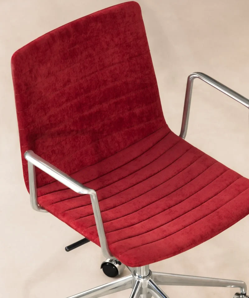 Silla de Escritorio Tapizada y Ajustable Jamie
