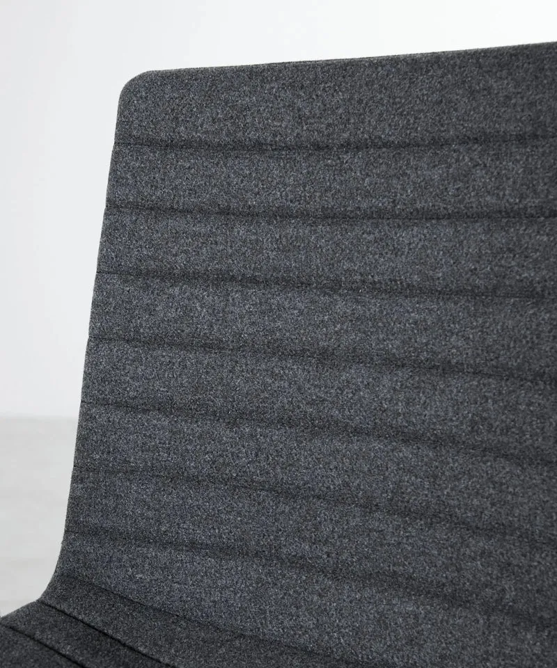 Silla de Escritorio Tapizada y Ajustable Jamie