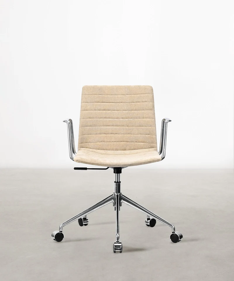 Silla de Escritorio Tapizada y Ajustable Jamie