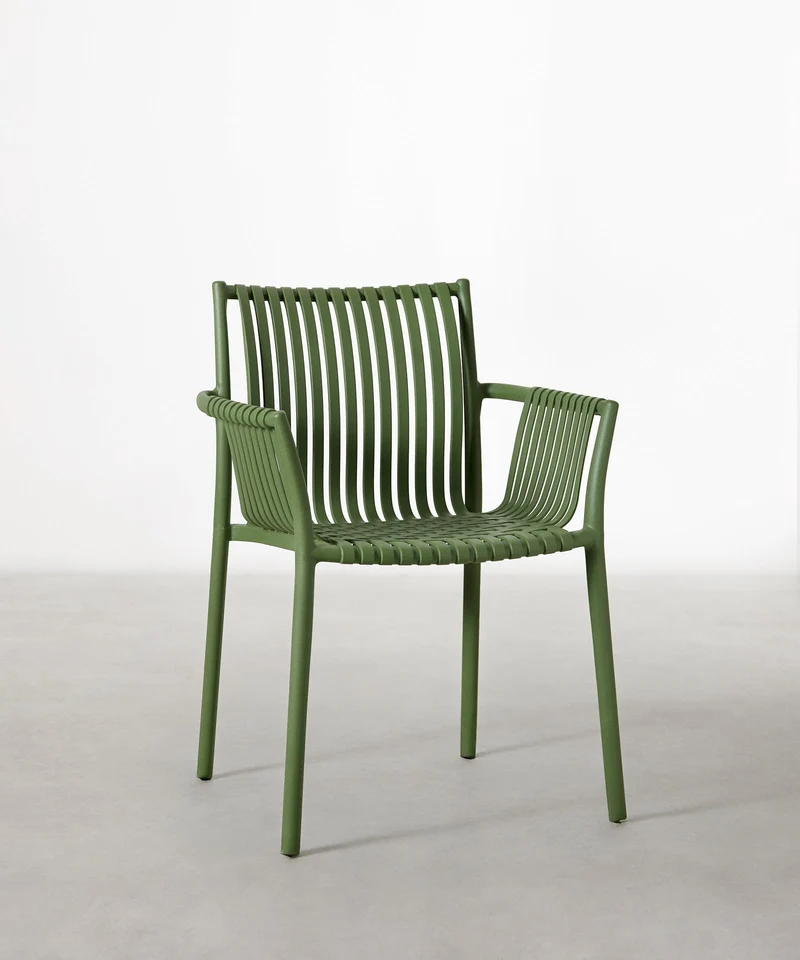 Silla de Polipropileno con Reposabrazos Salma