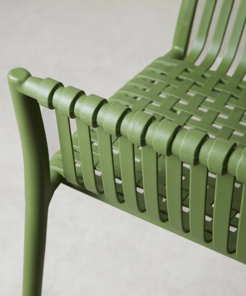 Silla de Polipropileno con Reposabrazos Salma