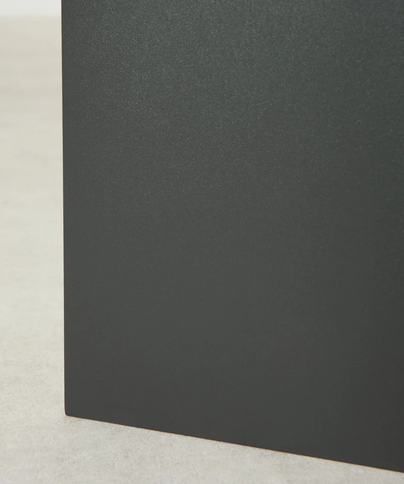 Mesita auxiliar de metal Aiden (47x35 cm)