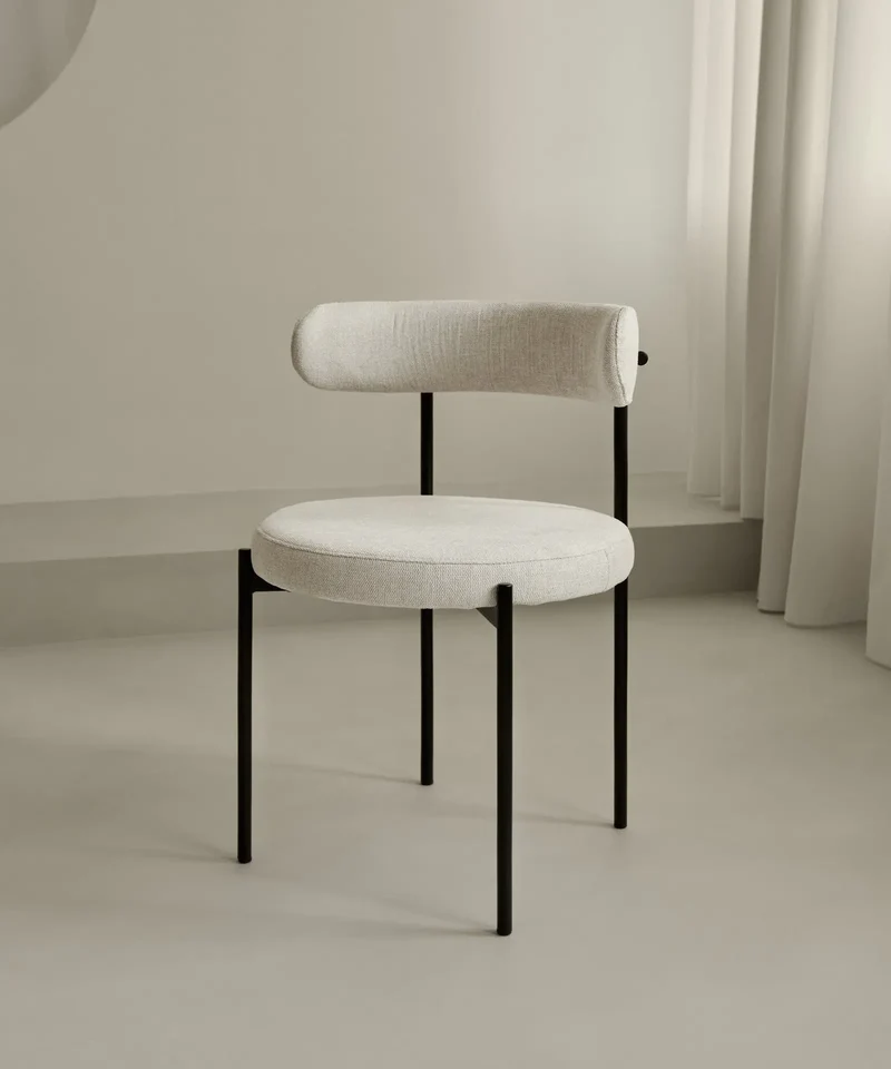 Silla de Comedor en Tela y Metal Alexia
