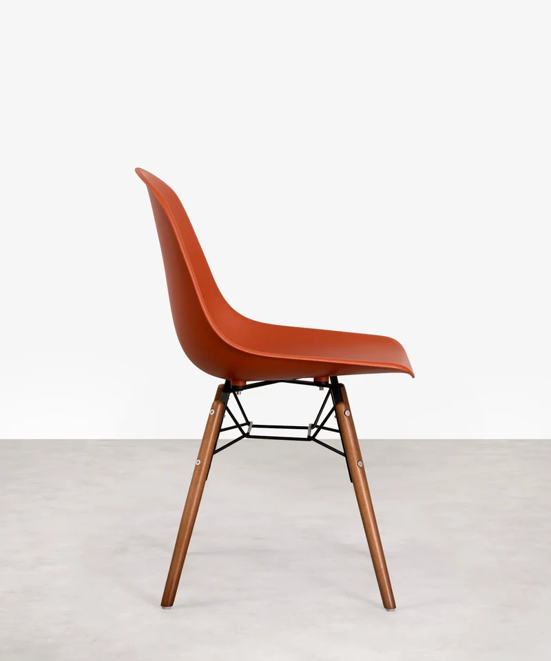Silla de Polipropileno y Madera Elon