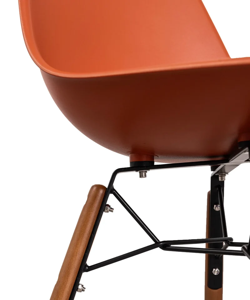 Silla de Polipropileno y Madera Elon
