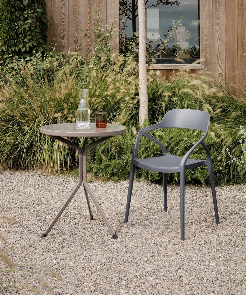 Silla de Polipropileno con Reposabrazos Grace