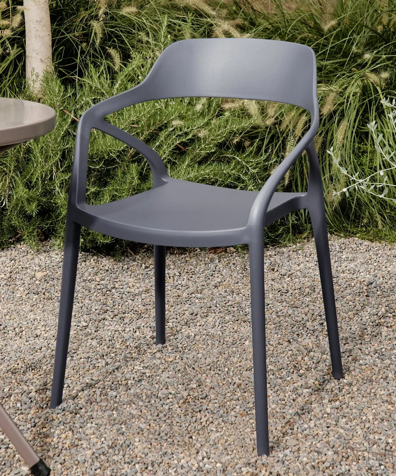 Silla de Polipropileno con Reposabrazos Grace