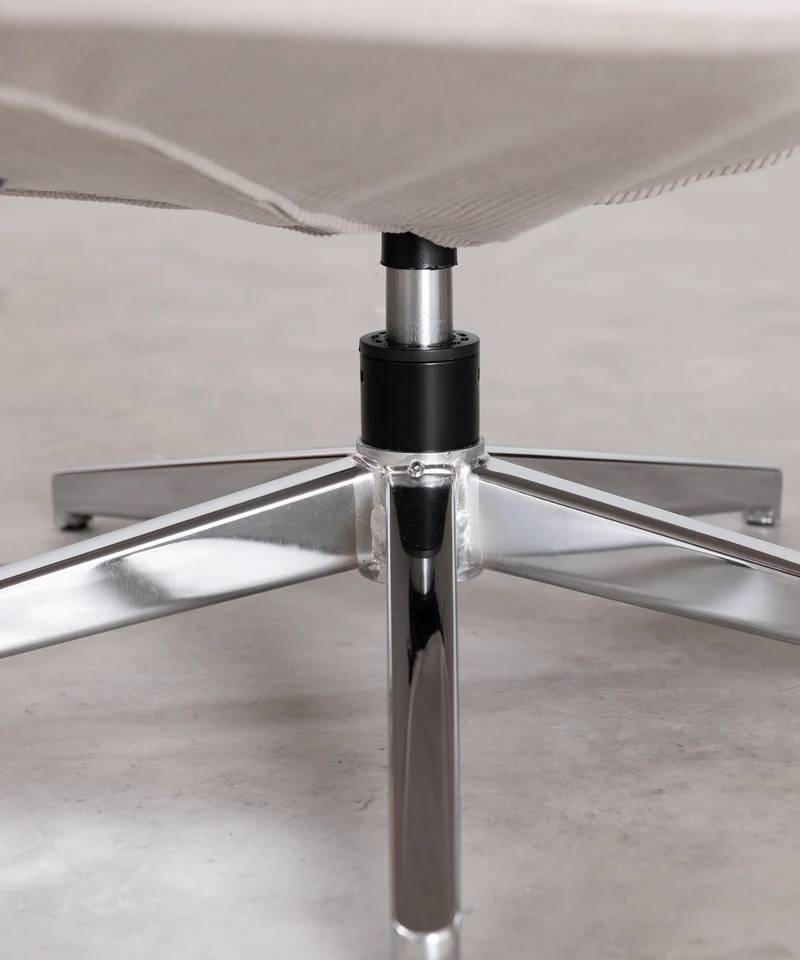 Sillón Giratorio Tapizado Orbit