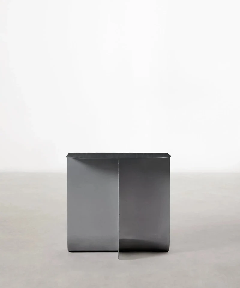 Mesita auxiliar de metal Dama (40x30x40 cm)
