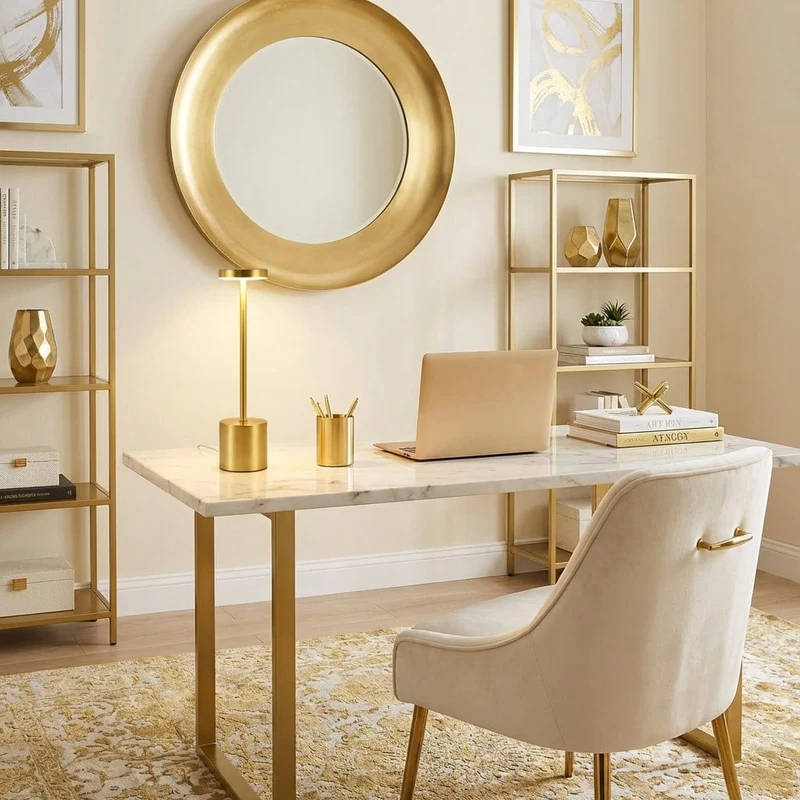 Lampe de Bureau STELIX : Finition Dorée & Ambiance Sur Mesure