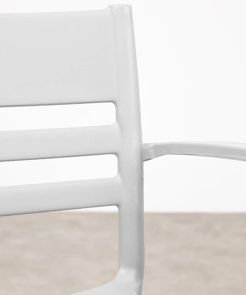Silla de Polipropileno con Reposabrazos Nina Arms