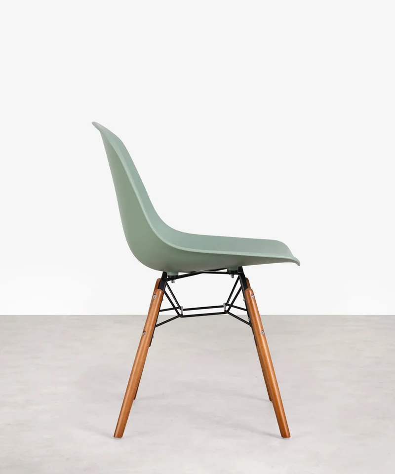 Silla de Polipropileno y Madera Elon