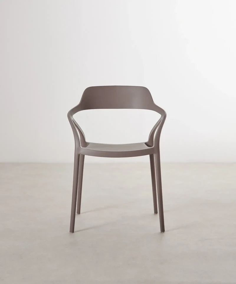Silla de Polipropileno con Reposabrazos Grace
