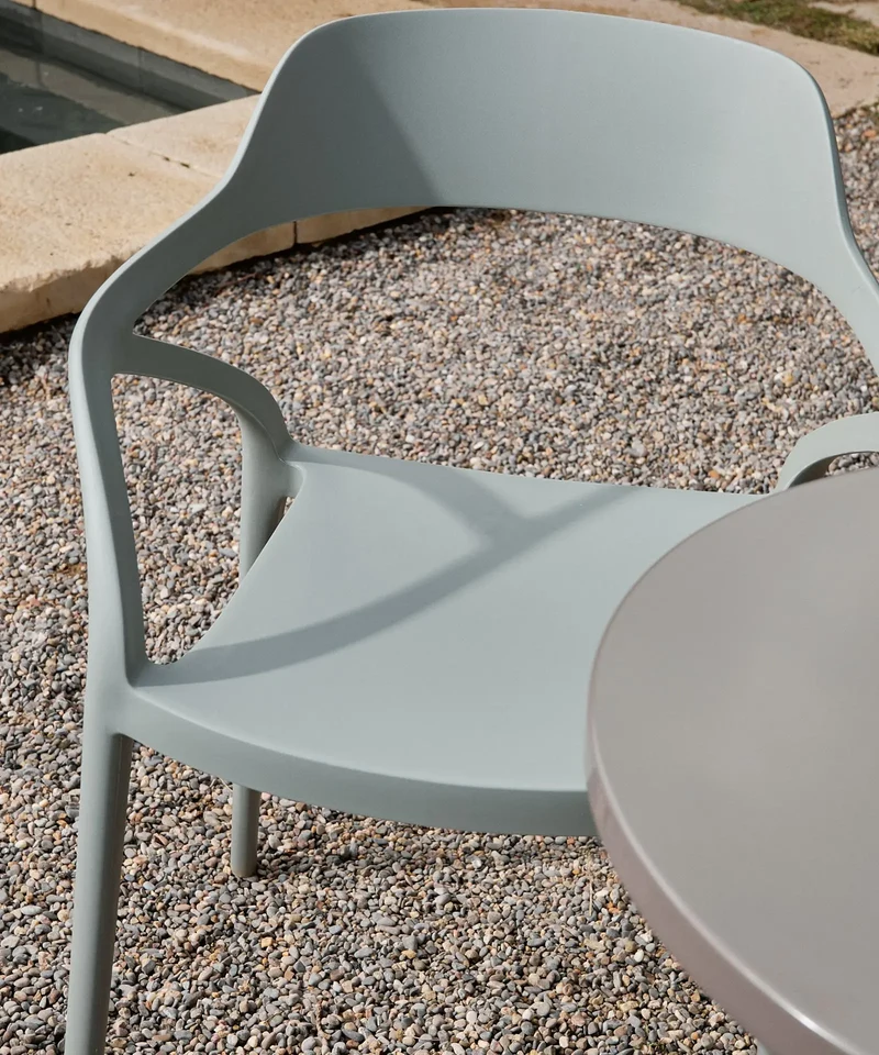Silla de Polipropileno con Reposabrazos Grace