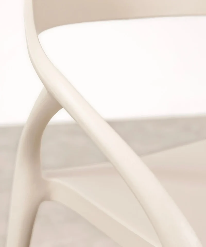 Silla de Polipropileno con Reposabrazos Grace
