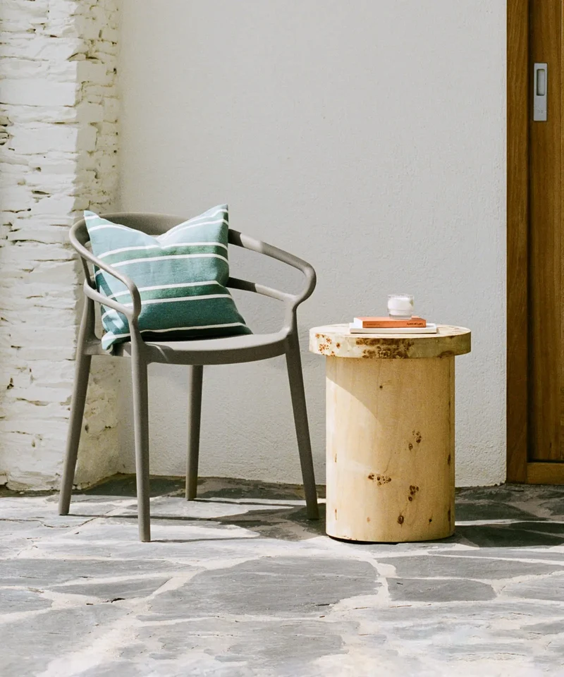 Silla de Polipropileno con Reposabrazos Nil