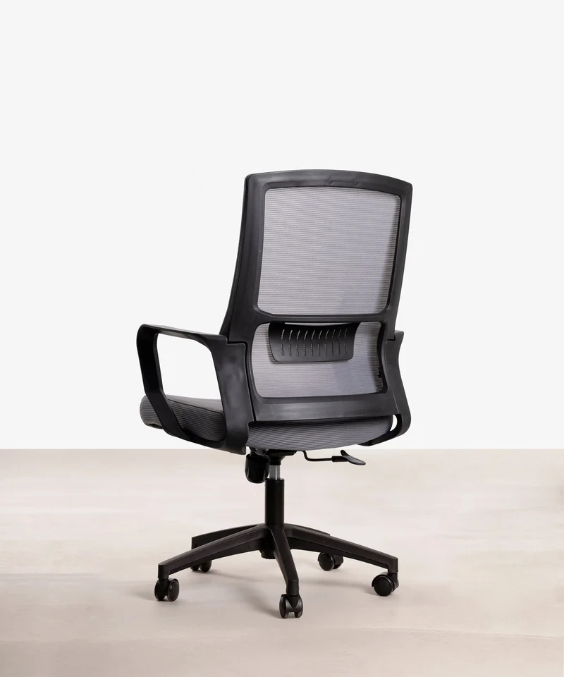 Silla Oficina Ergonómica de Nylon Shorti