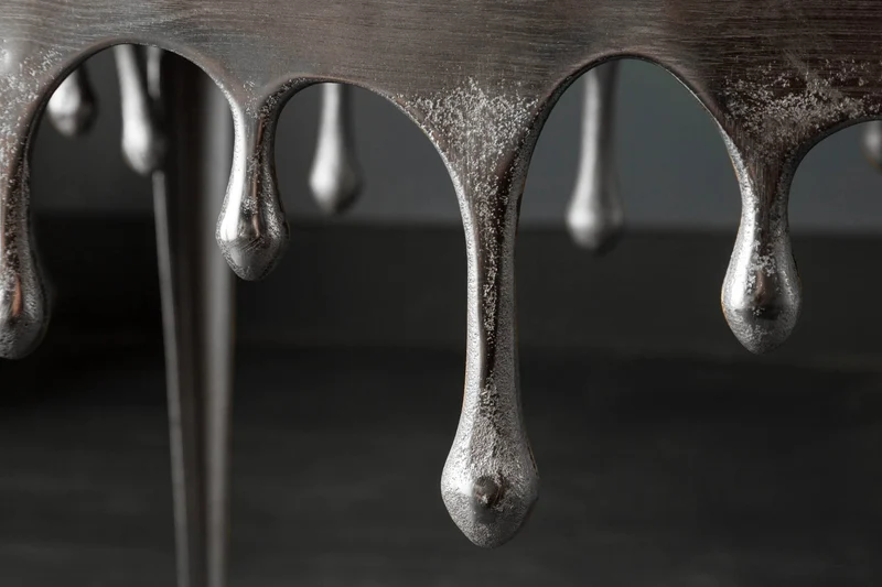 Table d’appoint extravagante LIQUID LINE S 34cm design en forme de larme argentée