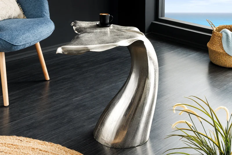 Table d'appoint design WILDLIFE aileron de baleine 60cm métal argenté fait main