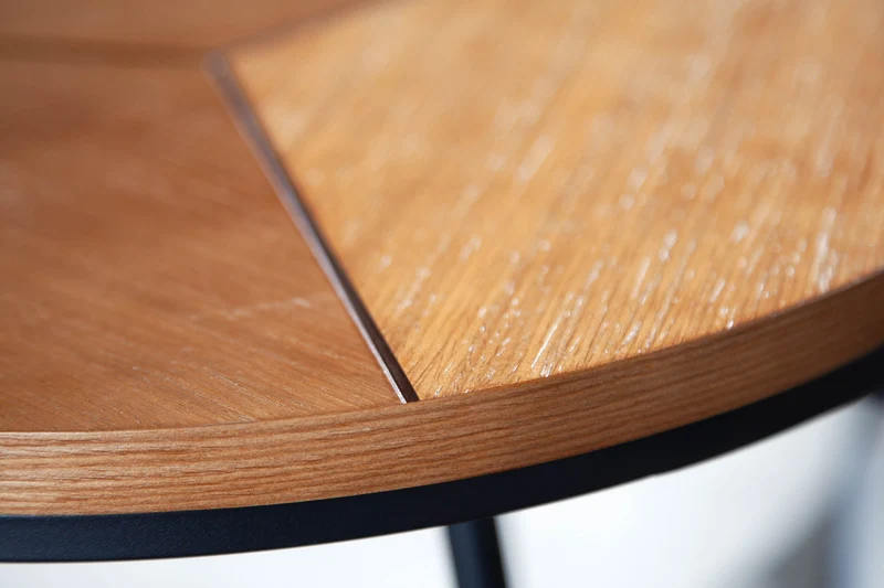 Table d'appoint ronde OAK ELEGANCE 45cm design chêne structure métal noir