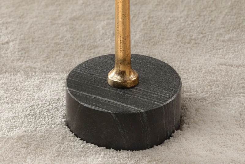 Table d'appoint design TRAYFUL 55cm bois massif d'acacia naturel base marbre noir métal doré