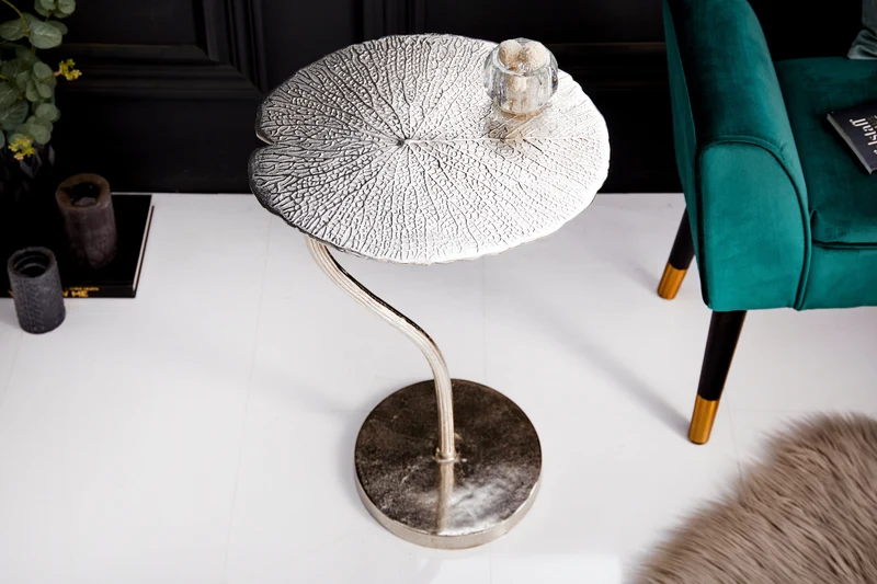 Table d'appoint artisanale ABSTRACT LEAF 40cm argent