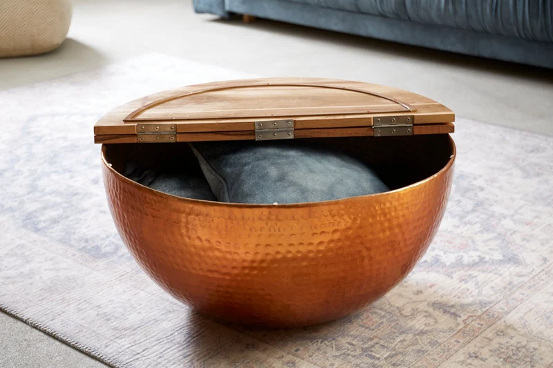 Table basse ronde ORIENT STORAGE 60cm en bois d'acacia martelé cuivré fait main avec espace de rangement