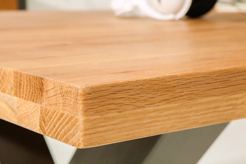 Table à manger en bois massif THOR 200cm chêne sauvage naturel huilé gris structure en X métal design industriel
